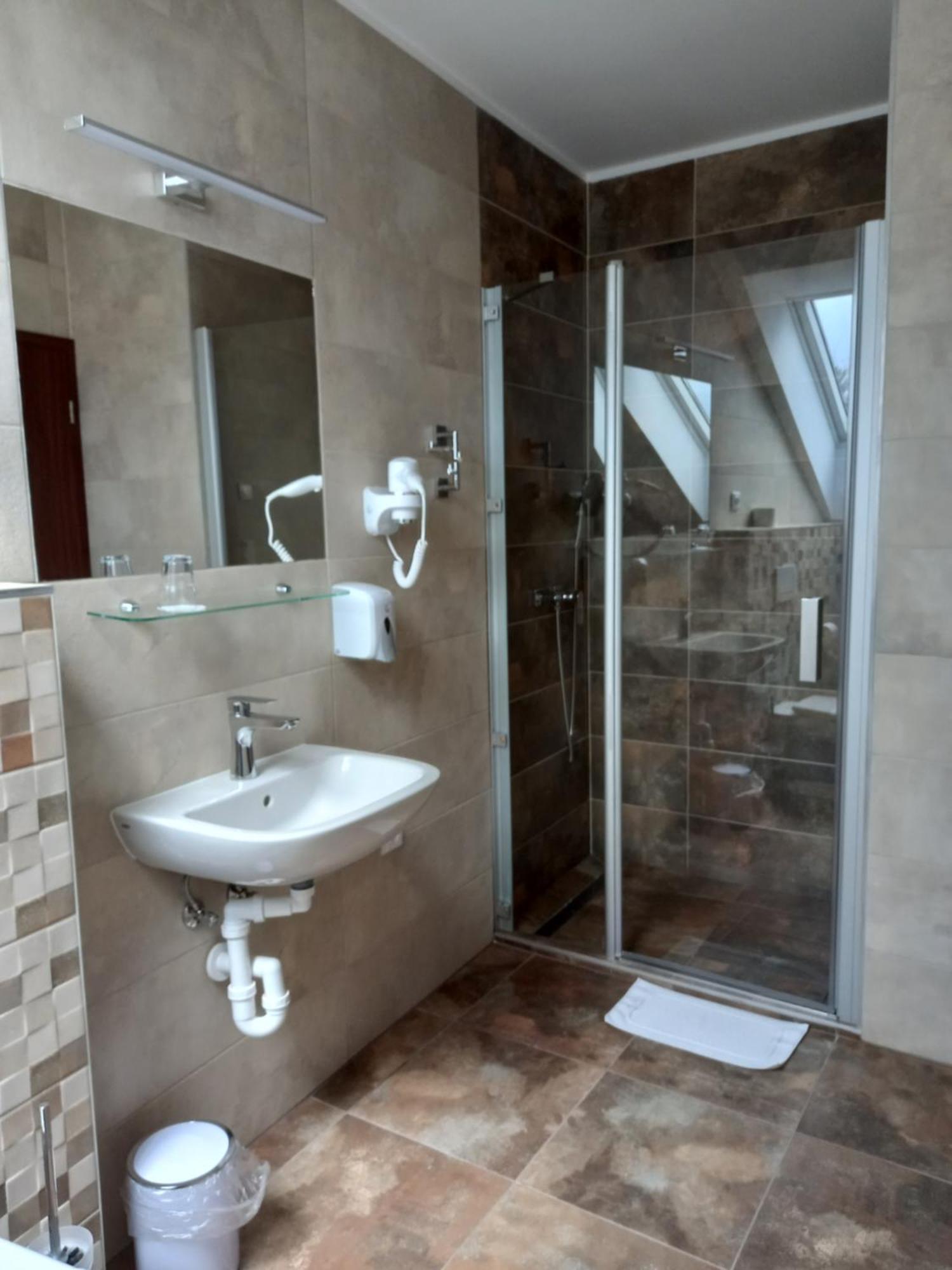 Penzion A Restaurace U Hroznu Velké Bílovice Zewnętrze zdjęcie