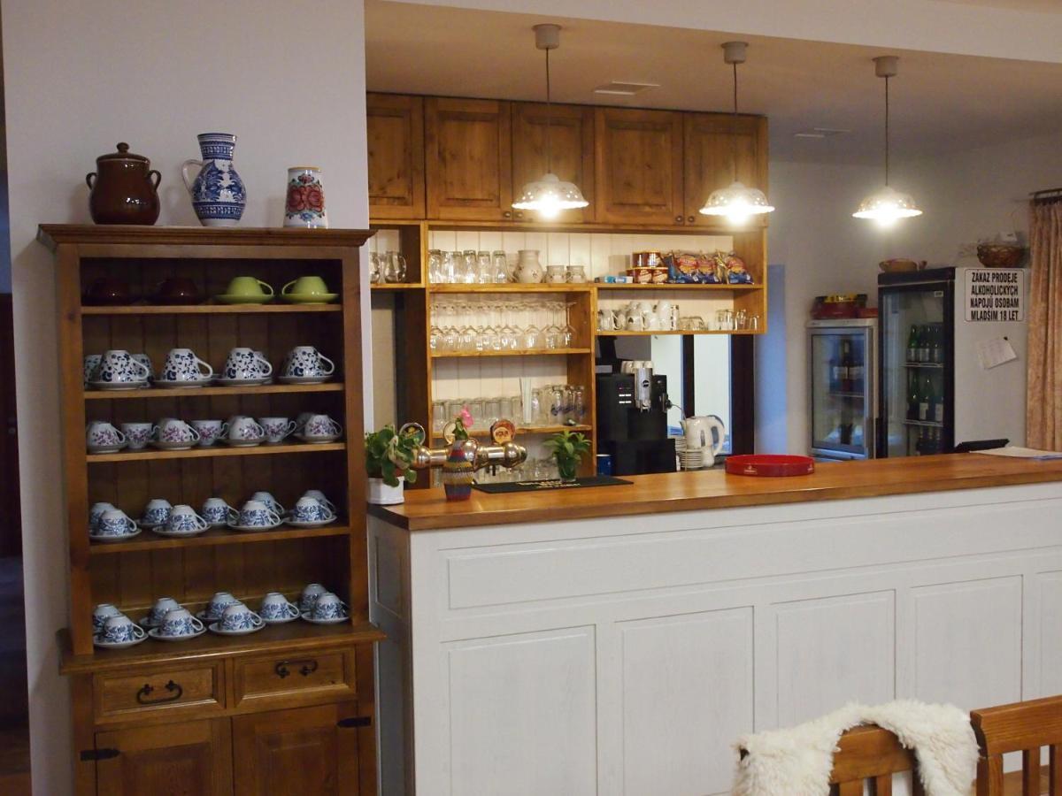 Penzion A Restaurace U Hroznu Velké Bílovice Zewnętrze zdjęcie